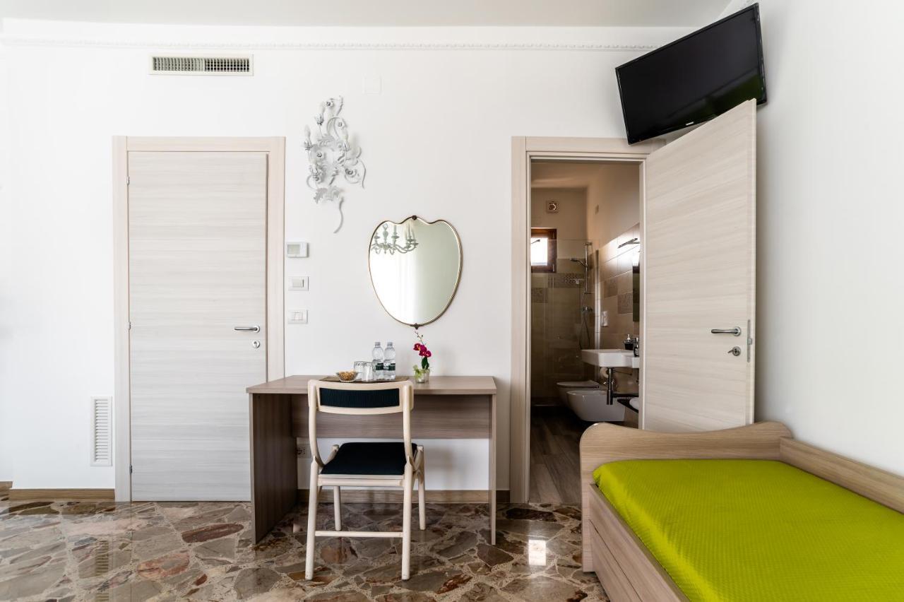 מונופולי Le Calette Rooms - Puglia Mia Apartments מראה חיצוני תמונה